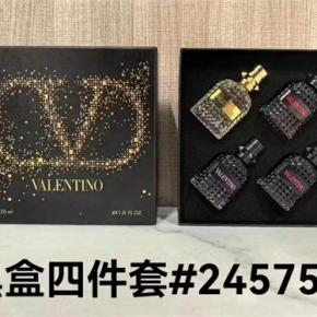 China Supplier Valentino Perfume Gift Set 4x30ml Black Box 4 Pieces Mini Perfume Set Wholesale
